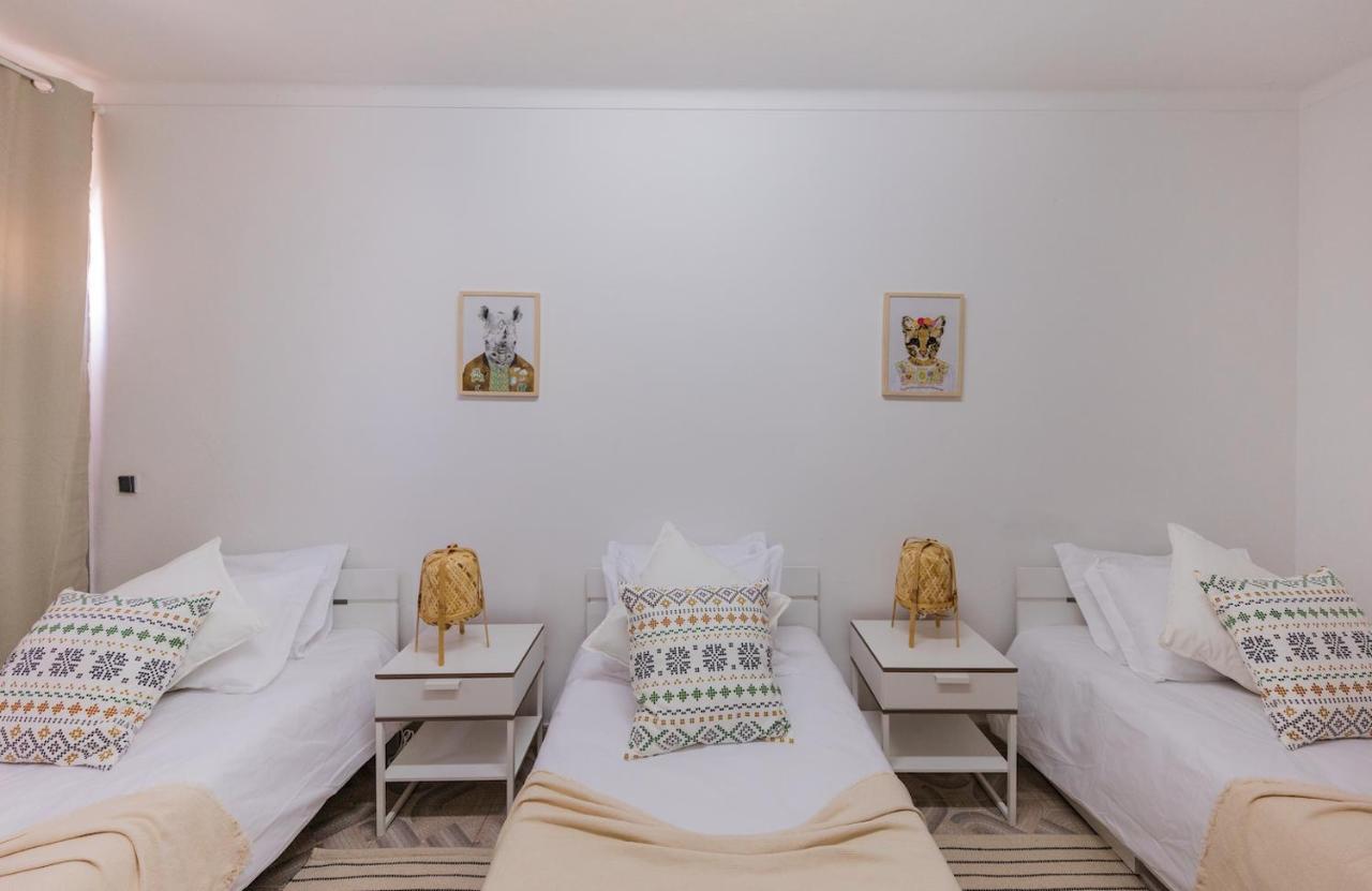 Zambujeira Do Mar 4-Bed House Perfect For Families & Friends Apartment Exterior photo